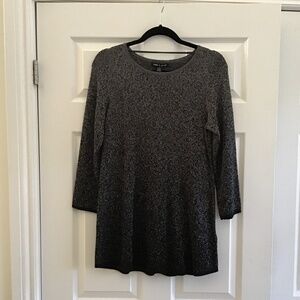 Black/metallic silver knit tunic size M ( fits S-M)